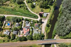 ***Massives, winterfestes Ferienhaus in KREMMEN, Nähe Ruppiner Kanal - Eigentumsgrundststück***