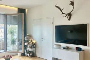 Stilvolles Penthouse in Pempelfort: 2,5 Zimmer mit Balkon – 40477 Pempelfort, Düsseldorf – Vorschaubild 7