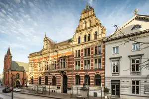 2 Zimmer auf der Altstadtinsel: Nachmieter zum 01.08. gesucht – Königstraße 1-3, 23552 Lübeck – Vorschaubild 1