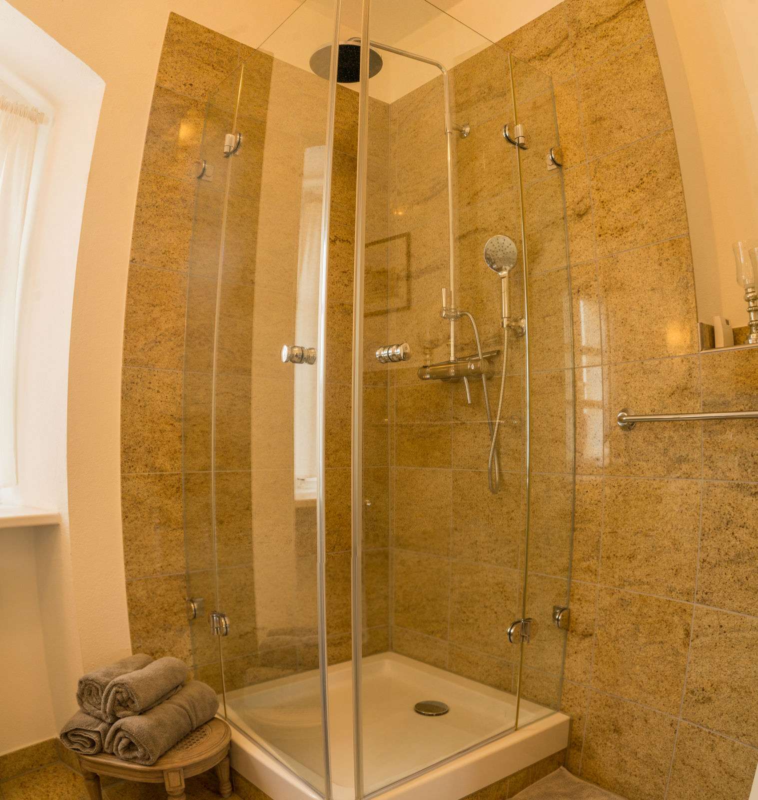 Immobilie in Köfering - Historischer Pfarrhof von 1780 - Ein Unikat, das Geschichte und Moderne verbindet - Bild 24