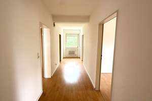 Exklusive 5-Zimmer-Wohnung in Kassel mit großzügiger Wohnfläche!
 – Die vollständige Adresse der Immobilie erhältst du vom Anbieter., 34125 Fasanenhof, Kassel – Vorschaubild 3