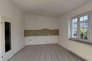 Helle, großzügige 2,5-Zimmer Wohnung mit viel Tageslicht – 53894 Mechernich – Vorschaubild 3