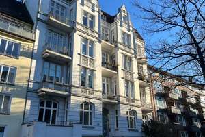 Exklusive 4-Zimmer Dachgeschosswohnung in Hamburg-Harvestehude