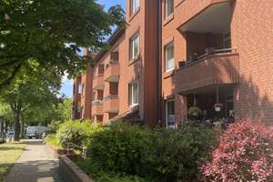 Döhren: Komfortable 2-Zi.-Whg. mit Balkon!