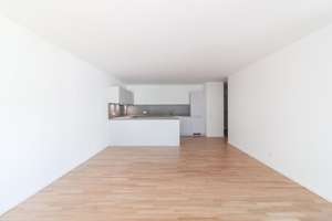 Großzügige, lichtdurchflutete Wohnung mit sonnigem Balkon - 79m² auf 3 Zimmern – Eutighofer Straße 25, 73525 Schwäbisch Gmünd – Vorschaubild 4