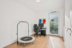 Vier-Zimmer-Wohnung mit Parkblick – Modernes Wohnen am Rebstockpark – 60486 Bockenheim, Frankfurt am Main – Vorschaubild 3