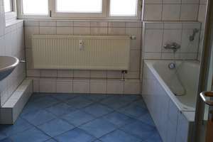 Zentrumsnahe 3-Zimmer-Wohnung mit Balkon & großer Dachterrasse  in unmittelbarer Nähe zum Salonwald – Alt-Württemberg-Allee 79, 71638 Süd, Ludwigsburg – Vorschaubild 7