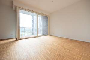 Hafen 1 - Wohnerlebnis in traumhafter Lage direkt am Kanal | HWR | 2 Loggien | Aufzug | Stellplatz – Hafenstraße 1D, 4179 Schönau, Leipzig – Vorschaubild 6