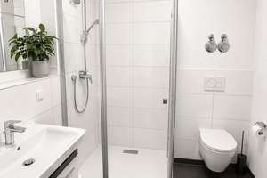 Exklusive neuwertige 2 bis 3 Zimmer-Wohnungen mit jeweils einem Balkon oder Gartenanteil in Würzburg – Steinhäuserstraße 1, 97084 Heidingsfeld, Würzburg – Vorschaubild 19