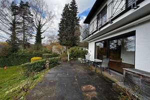 FREESTANDING HOUSE! 180 m² living space, 6-room, 5-bed, 3.5-bath and outdoor sauna! *18 min to Clay* – Die vollständige Adresse der Immobilie erhältst du vom Anbieter., 65388 Schlangenbad – Vorschaubild 5