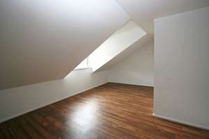 Wohnen am Regenufer!! Neuwertige 3,5 ZKB-Wohnung mit Dachterrasse – 93057 Sallern-Gallingkofen, Regensburg – Vorschaubild 6