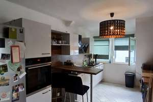3-Zimmer Maisonette Dachgeschosswohnung in Bahnhofsnähe