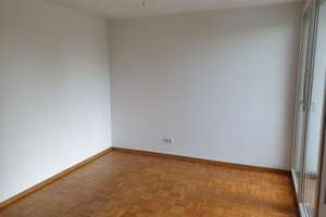 Sehr gut geschnittene 3-R.- Wohnung mit Balkon u. Tiefgarage – 39122 Fermersleben, Magdeburg – Vorschaubild 9