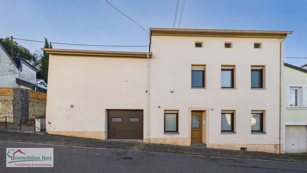 Immobilie in Perl - GRENZE L - SCHENGEN: RENOVIERTES WOHNHAUS /  197 M² WFL. / 5 SCHLAFZ. / GARTEN UND GARAGE - Bild 0