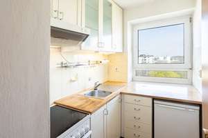 „Wohnen über den Dächern von München-Fürstenried“ – Helle 1-Zimmer-Wohnung mit Balkon und Fernblick – Allgäuer Straße 102, 81475 Fürstenried-West, München – Vorschaubild 8