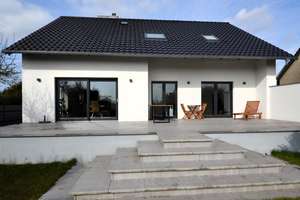 Modernes Einfamilienhaus mit viel Platz in ruhiger Lage