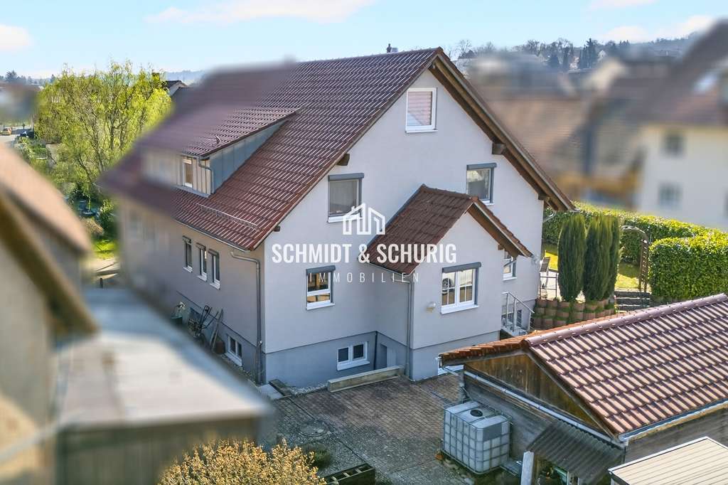 Immobilie in Walzbachtal - Gepflegte Doppelhaushälfte in ruhiger Lage mit schönem Garten und Ausbaupotenzial - Bild 4