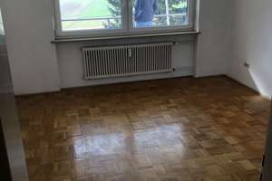 Großzügige 3,5-Zimmer-Erdgeschosswohnung mit Balkon, Gartenanteil & Garage – Brunnstr. 8, 93053 Oberisling-Graß, Regensburg – Vorschaubild 5
