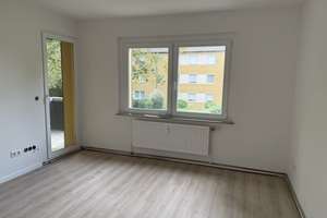Attraktive 3-Zimmer-Eigentumswohnung in Dortmund-Aplerbeck – Frisch renovierter Erstbezug in ruhiger – Luninkhofstr. 13, 44287 Aplerbeck (Ortsteil), Dortmund – Vorschaubild 2