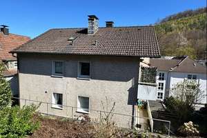 Renovierungsbedürftiges freistehendes 2-Familienhaus 
in ruhiger Lage von HA-Hohenlimburg/Wesselbach – Die vollständige Adresse der Immobilie erhältst du vom Anbieter., 58119 Hohenlimburg (Ortsteil), Hagen – Vorschaubild 3