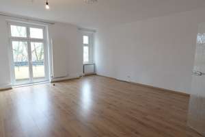 Großzügiges Eigenheim im idyllischen Berlin-Mariendorf – Die vollständige Adresse der Immobilie erhältst du vom Anbieter., 12105 Mariendorf, Berlin – Vorschaubild 1