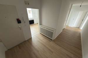 3 Zimmer Wohnung im dritten OG mit Blick auf dem Benther Berg – Lenther Straße 33a, 30455 Badenstedt, Hannover – Vorschaubild 6