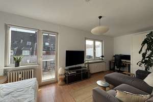 Lichtdurchflutete 1,5-Zimmer-Wohnung mit großem Balkon in Düsseldorf Pempelfort