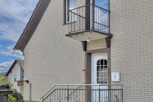 Individuelles Zweifamilienhaus mit großem Grundstück

und Garage in bester Lage von Schauenburg-El – Die vollständige Adresse der Immobilie erhältst du vom Anbieter., 34270 Schauenburg – Vorschaubild 8