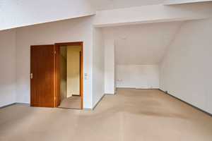 5-Zimmer Reihenmittelhaus mit Garten und Garage in Kesselstadt – Main-Kinzig-Kreis – Vorschaubild 13