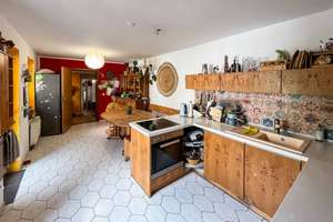 Property thumbnail 9