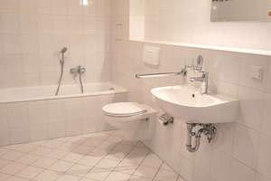 ***GEMÜTLICHE WOHNUNG MIT BALKON UND EBK- IM STADTTEIL GABLENZ*** – Geibelstr.  12, 9126 Gablenz, Chemnitz – Vorschaubild 8