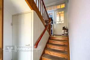Familienidylle : Zentrumsnahes Zweifamilienhaus mit großem sonnigen Garten ! – Die vollständige Adresse der Immobilie erhältst du vom Anbieter., 72793 Pfullingen – Vorschaubild 3