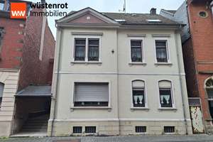 Zweifamilienhaus mit Potenzial in Idar-Oberstein – Die vollständige Adresse der Immobilie erhältst du vom Anbieter., 55743 Idar-Oberstein – Vorschaubild 1