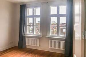 Wohnung mit viel Altbauflair und drei Balkonen in Düsternbrook – Die vollständige Adresse der Immobilie erhältst du vom Anbieter., 24105 Düsternbrook, Kiel – Vorschaubild 8