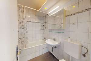3-Zi.-Wohnung mit Balkon in Karlsruhe-Mühlburg – Die vollständige Adresse der Immobilie erhältst du vom Anbieter., 76185 Mühlburg, Karlsruhe – Vorschaubild 8