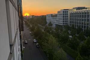 Exklusive 2-Zimmer-Wohnung möbliert im City Park mit Panoramablick