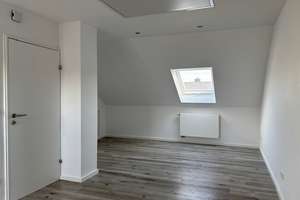 Reihenhaus sonnige Feldrandlage mit Terrasse Balkon 4,5 Zi. 138m² in Frankfurt a. M. Nieder-Eschbach – 60437 Nieder-Eschbach, Frankfurt am Main – Vorschaubild 41