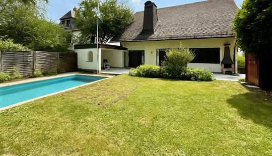 Bild von Repräsentativ und top gepflegt: Exclusive kleine Villa in Offenbach-Buchrain!