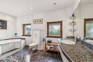 Einfamilienhaus auf 1007qm - viel Platz für Ihre Ideen! – Die vollständige Adresse der Immobilie erhältst du vom Anbieter., 47228 Bergheim, Duisburg – Vorschaubild 12