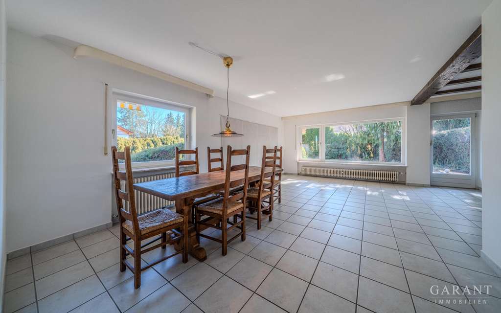 Immobilie in Straßlach-Dingharting - Großzügige Doppelhaushälfte mit Garten und viel Privatsphäre - Bild 4