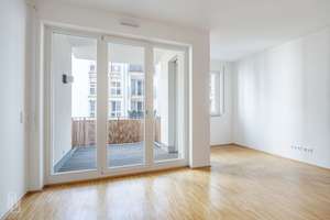 Helle 3-Zimmer-Wohnung mit großzügigem Balkon in ruhigem Wohnensemble – 10179 Mitte (Ortsteil), Berlin – Vorschaubild 2
