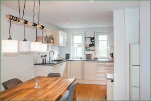 Modernisierte Doppelhaushälfte mit Ost,- u. West-Terrasse, Kamin - in Wermelskirchen – Die vollständige Adresse der Immobilie erhältst du vom Anbieter., 42929 Wermelskirchen – Vorschaubild 5