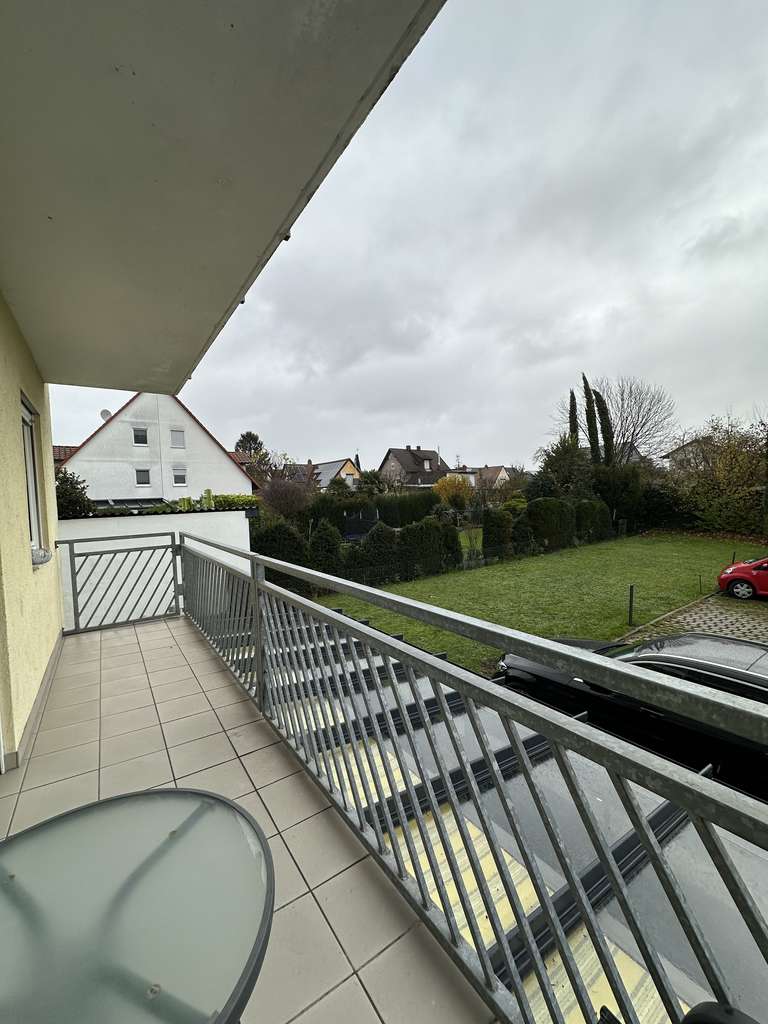 Modernisierte Wohnung mit zwei Zimmern sowie Balkon und EBK in Bobenheim-Roxheim