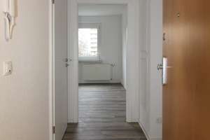 ** gemütlich den Feierabend genießen auf deinem Balkon** – Hans-Grade-Str. 33, 39130 Neu Olvenstedt, Magdeburg – Vorschaubild 7