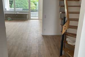 Komplett renovierte 3-Zimmer-Maisonette-Wohnung mit 2 Balkonen, modernem Bad und Gäste-WC
