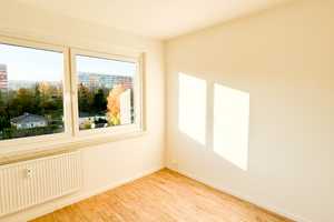 Familien hergehört! TOP 5-Raum-Wohnung mit moderner Einbauküche, 2 Balkonen und 2 Badezimmer! – Wolgograder Allee 68, 9123 Chemnitz – Vorschaubild 11