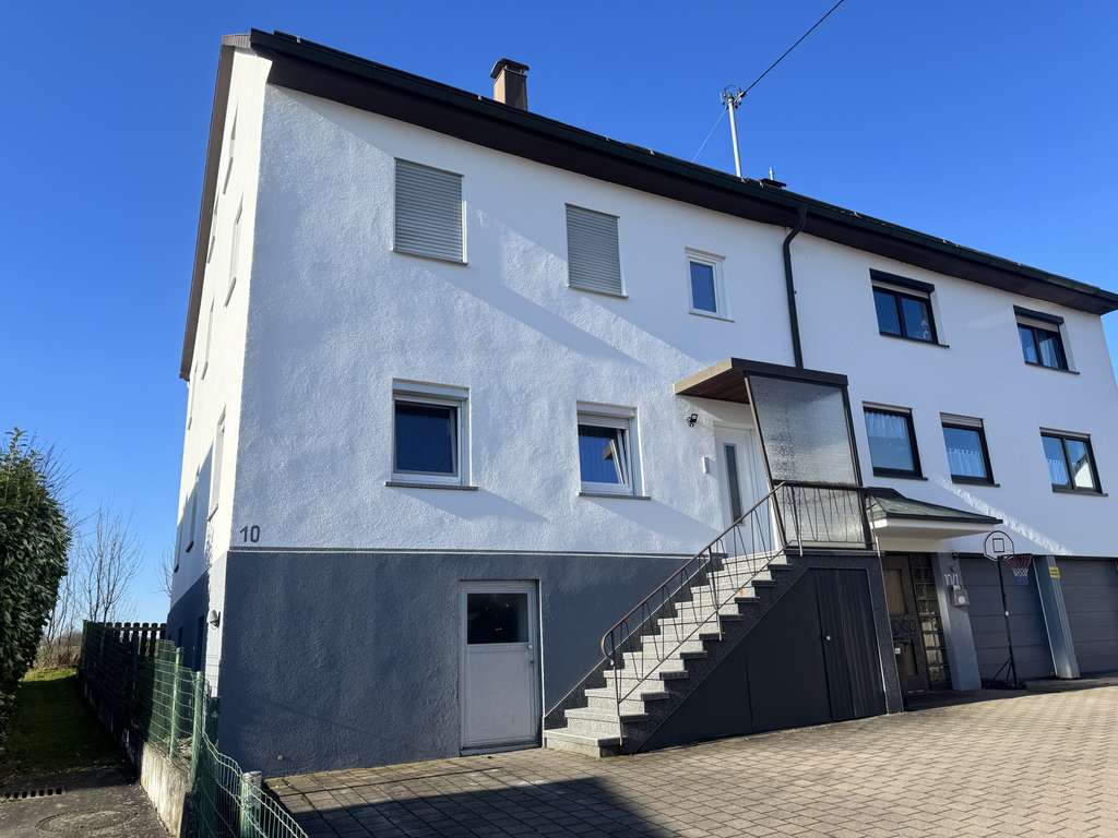 Immobilie in Altshausen - Altshausen - Doppelhaushälfte mit 3 Wohneinheiten und unverbautem Ausblick - Bild 3