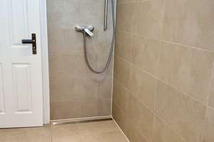 Kiel-Ravensberg, komplett sanierte, wunderschöne 3-Zimmer-Altbauwohnung mit Loggia  im EG – Ahlmannstraße 24, 24118 Ravensberg, Kiel – Vorschaubild 11