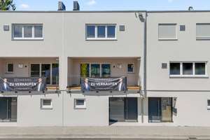 KFW40 Niedrigenergie mit Förderungen! Sofort bezugsfertiges Reihenhaus mit Stadtgarten am Fluss – Die vollständige Adresse der Immobilie erhältst du vom Anbieter., 95448 Hammerstatt/St. Georgen, Bayreuth – Vorschaubild 3