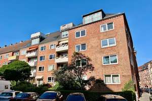 vermietete Dachgeschosswohnung mit Terrasse – Die vollständige Adresse der Immobilie erhältst du vom Anbieter., 24105 Blücherplatz, Kiel – Vorschaubild 12